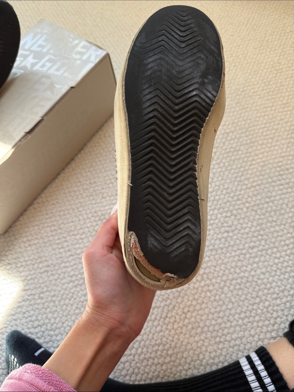 Golden Goose White Leather Sneakers with Gray Star - Picture 5 of 8